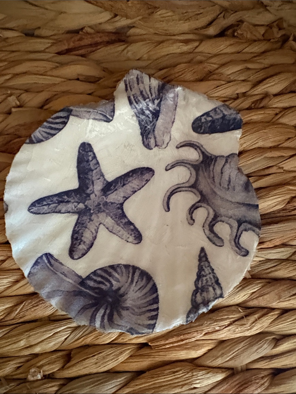 Hand Crafted Blue & White Coastal Shell Jewelry or trinket Dish